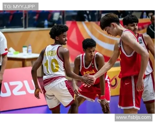 美国U18青年队与中国青年队的精彩对决即将上演，谁能赢得胜利