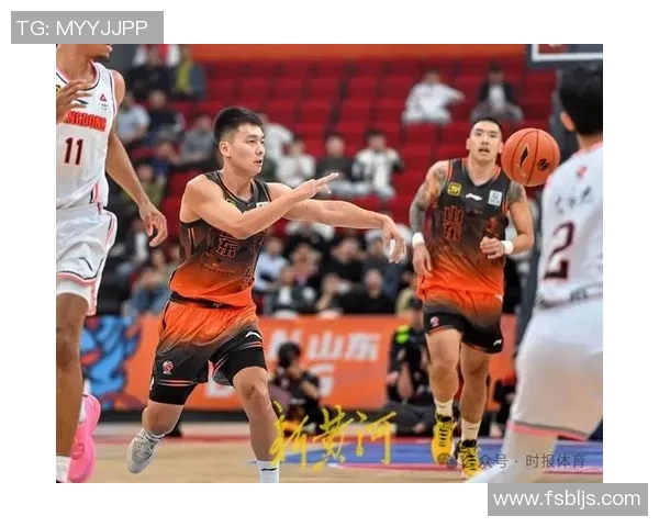CBA山东队对阵深圳队精彩视频回顾与赛后分析